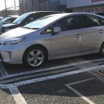 駐車中の車